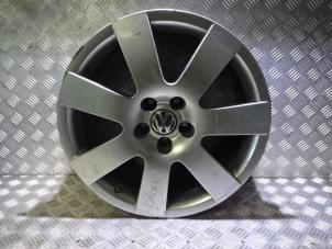 Usagé Jante Volkswagen Phaeton (3D) 5.0 V10 TDI 4Motion Prix € 75,00 Règlement à la marge proposé par Automaterialen Ronald Morien B.V.