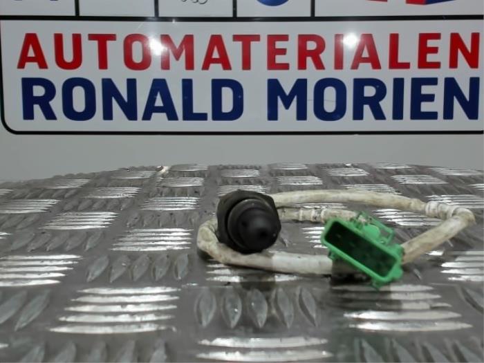 Usagé Sonde lambda Peugeot 206 CC (2D) 1.6 16V Prix € 30,00 Règlement à la marge proposé par Automaterialen Ronald Morien B.V.