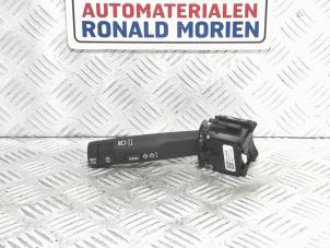 Usagé Commutateur feu clignotant Opel Mokka/Mokka X 1.4 Turbo 16V 4x2 Prix € 45,00 Règlement à la marge proposé par Automaterialen Ronald Morien B.V.