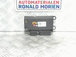 Usagé Module airbag Opel Mokka/Mokka X 1.4 Turbo 16V 4x2 Prix € 95,00 Règlement à la marge proposé par Automaterialen Ronald Morien B.V.