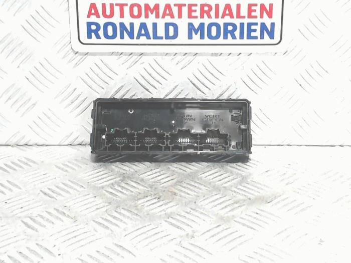 Używane Modul climatronic Opel Mokka/Mokka X 1.4 Turbo 16V 4x2 Cena € 25,00 Procedura marży oferowane przez Automaterialen Ronald Morien B.V.