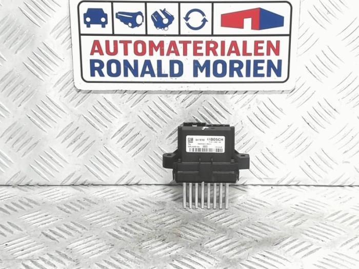 Heater resistor from a Opel Mokka/Mokka X 1.4 Turbo 16V 4x2 2019