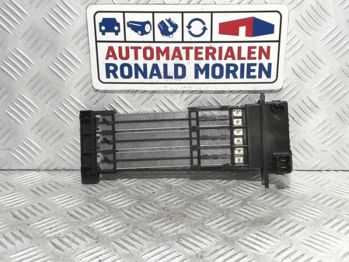 Używane Element grzewczy Peugeot 508 SW (8E/8U) 1.6 HDiF 16V Cena € 24,00 Procedura marży oferowane przez Automaterialen Ronald Morien B.V.