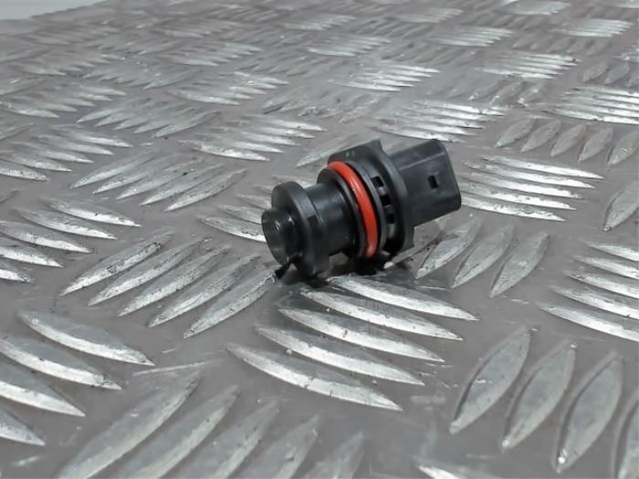 Begagnade Kamaxelsensor Opel Astra K 1.0 Turbo 12V Pris € 19,00 Marginaltabell erbjuds av Automaterialen Ronald Morien B.V.