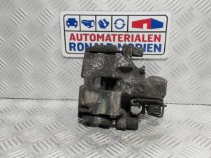 Used Rear brake calliper, left Peugeot 508 SW (8E/8U) 1.6 HDiF 16V Price € 65,00 Margin scheme offered by Automaterialen Ronald Morien B.V.
