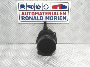 Gebrauchte Luftmassenmesser Volkswagen Passat 4Motion (3C2) 2.0 TDI 16V Preis € 18,15 Mit Mehrwertsteuer angeboten von Automaterialen Ronald Morien B.V.