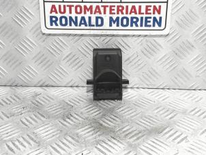 Used Module (miscellaneous) Ford Transit 2.0 TDCi 16V EcoBlue 185 Price € 14,99 Inclusive VAT offered by Automaterialen Ronald Morien B.V.