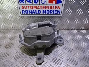 Usagé Support boîte de vitesses Audi A6 Prix € 50,00 Prix TTC proposé par Automaterialen Ronald Morien B.V.