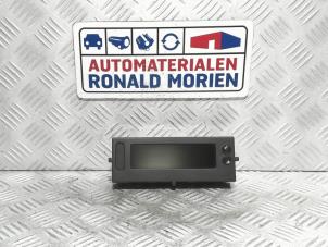 Usagé Affichage intérieur Renault Twingo II (CN) 1.5 dCi 90 FAP Prix € 49,00 Règlement à la marge proposé par Automaterialen Ronald Morien B.V.