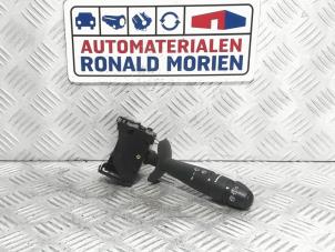 Used Wiper switch Renault Twingo II (CN) 1.5 dCi 90 FAP Price € 30,00 Margin scheme offered by Automaterialen Ronald Morien B.V.