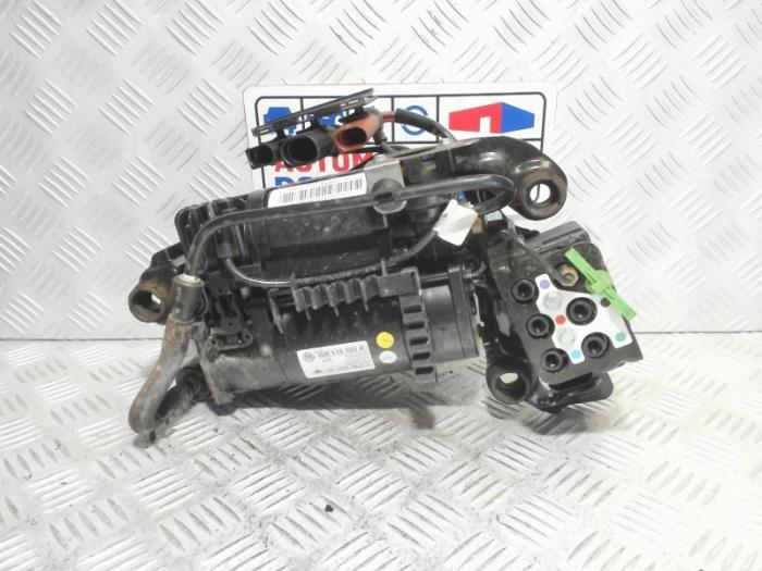 Begagnade Luftpump (fjädring) Volkswagen Phaeton (3D) 4.2 V8 40V 4Motion Pris € 195,00 Marginaltabell erbjuds av Automaterialen Ronald Morien B.V.