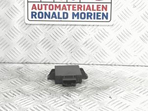 Usados Módulo de alarma Volkswagen Phaeton (3D) 4.2 V8 40V 4Motion Precio € 19,00 Norma de margen ofrecido por Automaterialen Ronald Morien B.V.