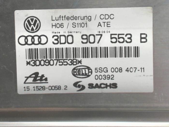 Ordenador de suspensión de un Volkswagen Phaeton (3D) 4.2 V8 40V 4Motion 2004