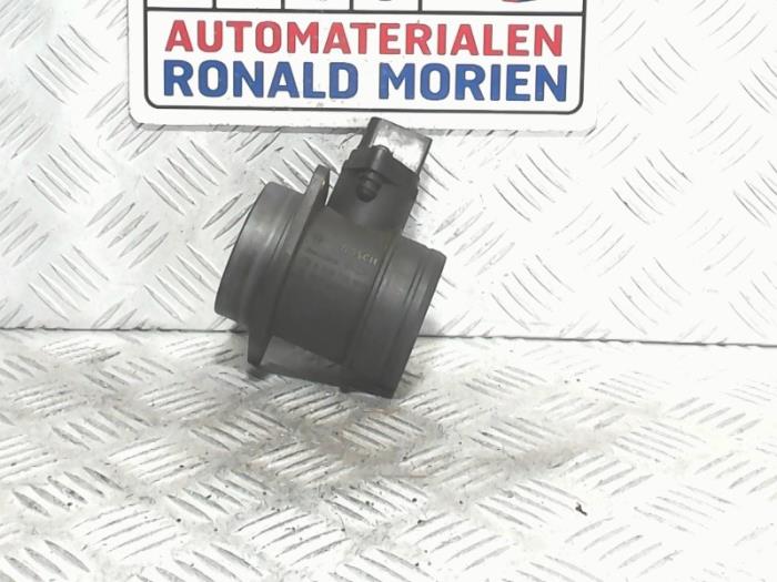 Gebrauchte Luftmassenmesser Volkswagen Phaeton (3D) 4.2 V8 40V 4Motion Preis € 9,99 Margenregelung angeboten von Automaterialen Ronald Morien B.V.