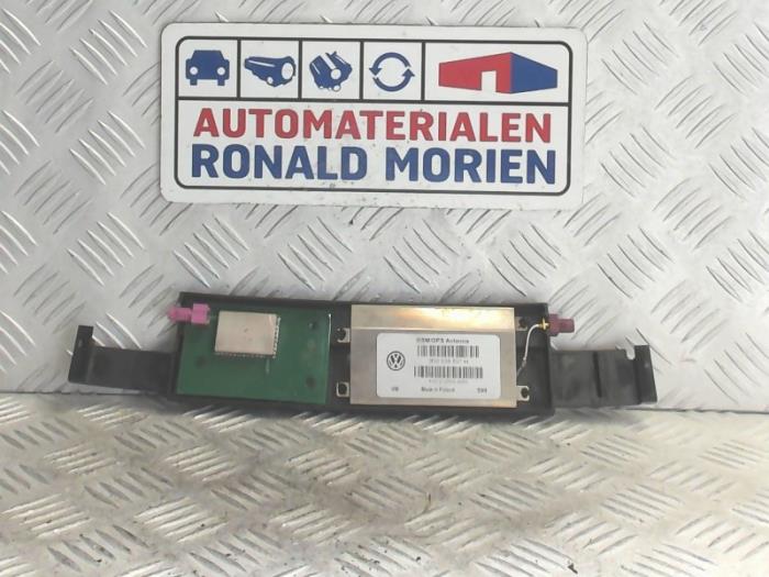 Używane Antena GPS Volkswagen Phaeton (3D) 4.2 V8 40V 4Motion Cena € 20,00 Procedura marży oferowane przez Automaterialen Ronald Morien B.V.