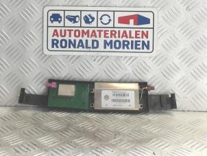 Usagé Antenne GPS Volkswagen Phaeton (3D) 4.2 V8 40V 4Motion Prix € 49,00 Règlement à la marge proposé par Automaterialen Ronald Morien B.V.