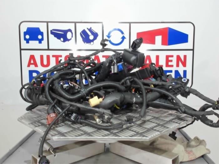 Begagnade Kablage Audi A5 (8T3) 2.0 TDI 16V Pris € 235,95 Inklusive moms erbjuds av Automaterialen Ronald Morien B.V.
