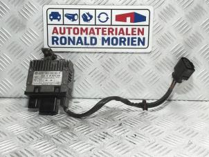Usagé Ventilateur relais Audi A4 Avant (B7) 2.7 TDI V6 24V Prix € 59,00 Règlement à la marge proposé par Automaterialen Ronald Morien B.V.