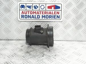 Używane Czujnik masy powietrza Audi A4 Avant (B7) 2.7 TDI V6 24V Cena € 9,99 Procedura marży oferowane przez Automaterialen Ronald Morien B.V.