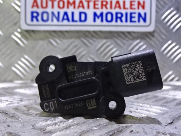Air mass meter from a Opel Astra 2019