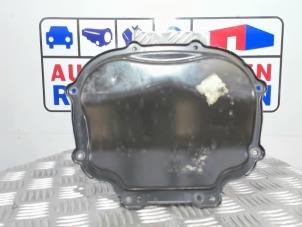Begagnade Kamremsskydd Audi A4 Avant (B8) 3.2 FSI V6 24V Pris € 18,15 Inklusive moms erbjuds av Automaterialen Ronald Morien B.V.