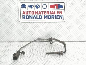 Used Exhaust heat sensor Volvo V50 (MW) 2.4 D5 20V Autom.. Price € 35,00 Margin scheme offered by Automaterialen Ronald Morien B.V.