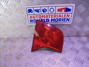 Gebrauchte Rücklicht links Audi A4 (B6) 1.9 TDI 115 Preis € 25,00 Margenregelung angeboten von Automaterialen Ronald Morien B.V.