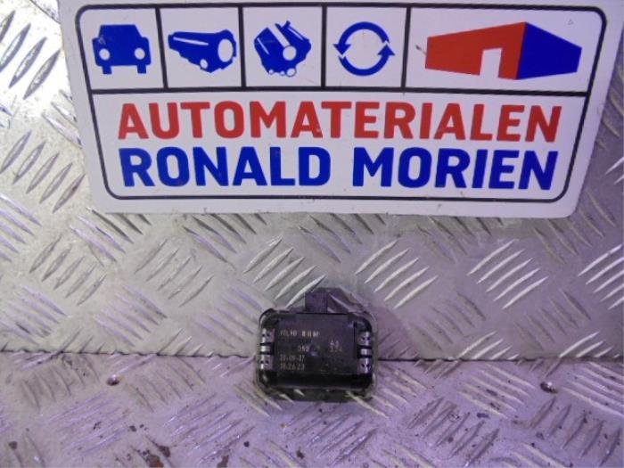 Begagnade Regnsensor Volvo V50 (MW) 2.4 D5 20V Autom.. Pris € 20,00 Marginaltabell erbjuds av Automaterialen Ronald Morien B.V.