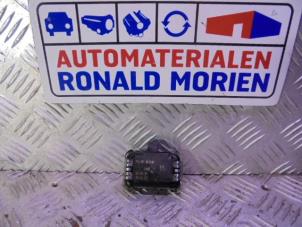 Usados Sensor de lluvia Volvo V50 (MW) 2.4 D5 20V Autom.. Precio € 20,00 Norma de margen ofrecido por Automaterialen Ronald Morien B.V.