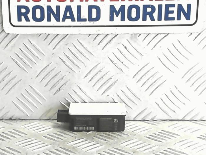 Begagnade Fjärrkontrollset Volvo V40 (MV) 2.0 T2 16V Pris € 25,00 Marginaltabell erbjuds av Automaterialen Ronald Morien B.V.
