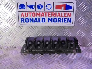 Used Multi-functional window switch BMW Mini One/Cooper (R50) 1.6 16V Cooper Price € 25,00 Margin scheme offered by Automaterialen Ronald Morien B.V.