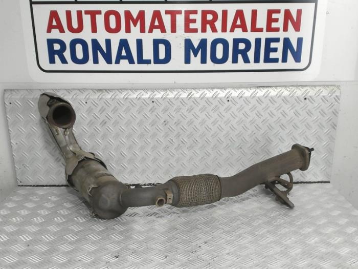 Usagé Catalyseur Ford Kuga II (DM2) 2.0 TDCi 16V 150 4x4 Prix € 645,00 Règlement à la marge proposé par Automaterialen Ronald Morien B.V.