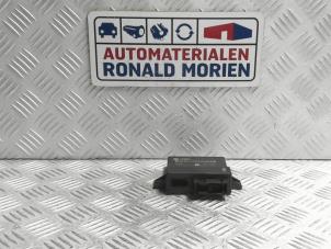 Używane Modul gateway Audi Q7 (4LB) 3.0 TDI V6 24V Cena € 59,00 Procedura marży oferowane przez Automaterialen Ronald Morien B.V.
