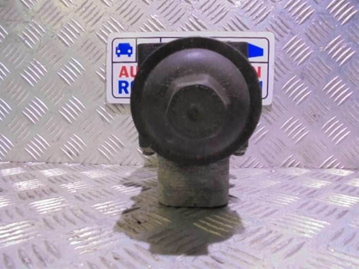 Soporte de filtro de aceite de un Volkswagen Golf 2012