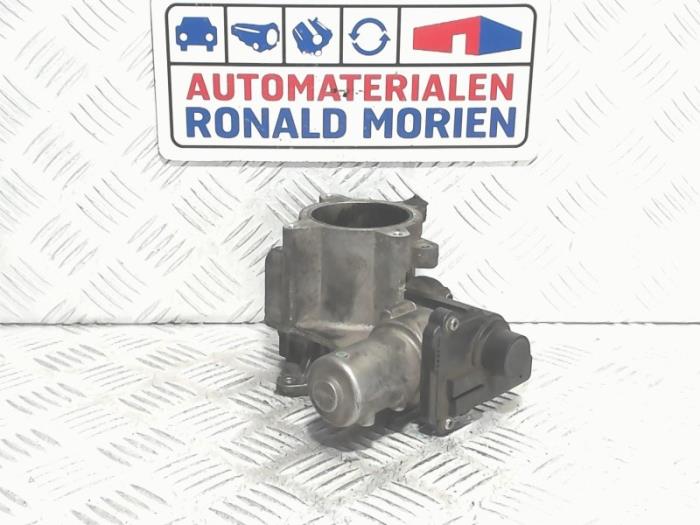 Gebrauchte AGR Ventil Volkswagen Transporter Preis € 35,00 Margenregelung angeboten von Automaterialen Ronald Morien B.V.