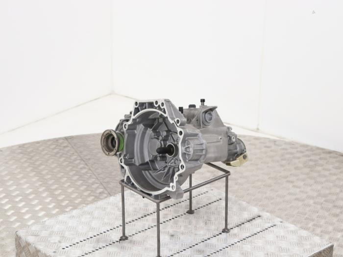 Gearbox Volkswagen Golf IV Variant 1.4 16V - 02K300049T FSQDUW