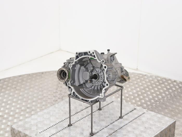 Gearbox Volkswagen Golf IV Variant 1.4 16V - 02K300049T FSQDUW