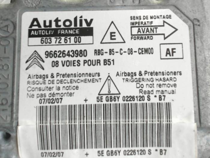 Airbag Module from a Citroën C4 Berline (LC) 1.6 HDi 16V 2007