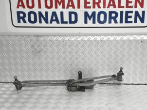 Used Wiper motor + mechanism Volkswagen Crafter 2.0 TDI 16V Price € 45,00 Inclusive VAT offered by Automaterialen Ronald Morien B.V.
