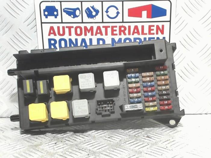Fuse box Volkswagen Crafter 2.0 TDI 16V A9065450201