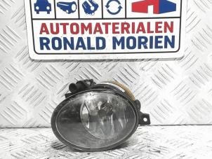 Usados Luz antiniebla derecha delante Volkswagen Crafter 2.0 TDI 16V Precio € 30,00 IVA incluido ofrecido por Automaterialen Ronald Morien B.V.