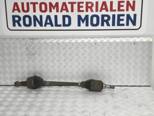 Usados Eje de transmisión izquierda delante Fiat 500L (199) Precio € 95,00 Norma de margen ofrecido por Automaterialen Ronald Morien B.V.