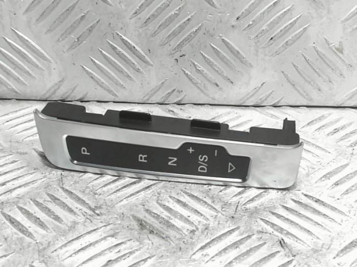 Used Interior display Audi A5 Price € 25,00 Inclusive VAT offered by Automaterialen Ronald Morien B.V.