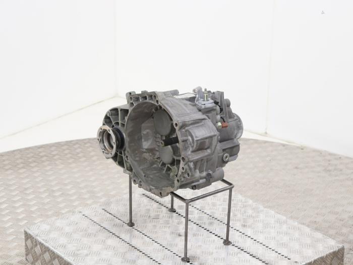 Gearbox Volkswagen Touran - 02Q300049B NGB