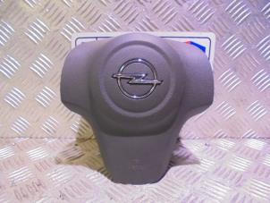 Usagé Airbag gauche (volant) Opel Corsa Prix € 30,00 Règlement à la marge proposé par Automaterialen Ronald Morien B.V.