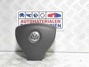 Usagé Airbag gauche (volant) Volkswagen Passat Variant (3C5) 2.0 TDI 140 Prix € 29,00 Règlement à la marge proposé par Automaterialen Ronald Morien B.V.