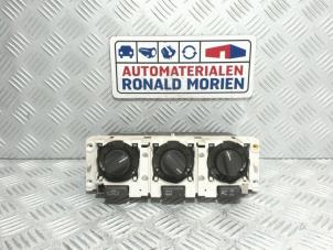 Usados Panel de control de calefacción Volvo V40 (VW) 1.8 16V Precio € 25,00 Norma de margen ofrecido por Automaterialen Ronald Morien B.V.