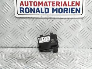 Usagé Module (divers) Opel Astra Mk.7 1.4 Turbo 16V Prix € 9,99 Prix TTC proposé par Automaterialen Ronald Morien B.V.