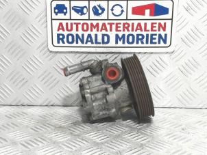 Used Power steering pump Volkswagen New Beetle (9C1/9G1) 2.0 Price € 19,00 Margin scheme offered by Automaterialen Ronald Morien B.V.