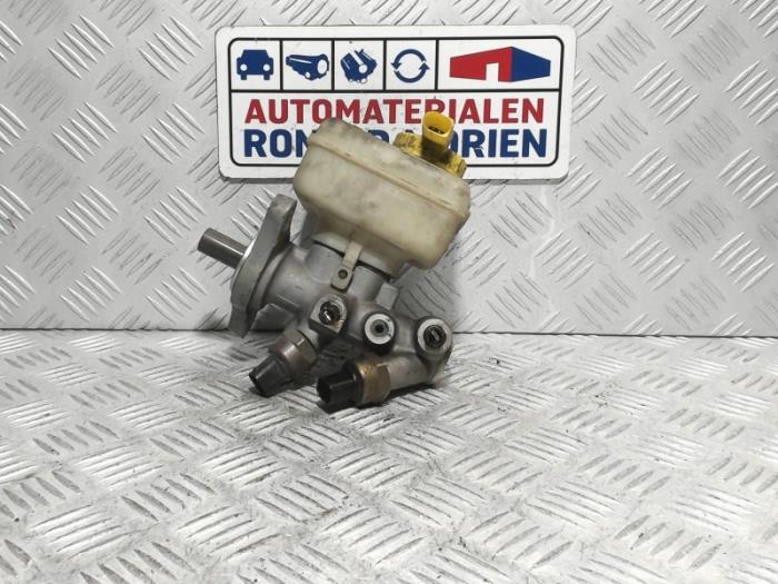 Hauptbremszylinder mei motorcode AQY Vorrat | ProxyParts.de